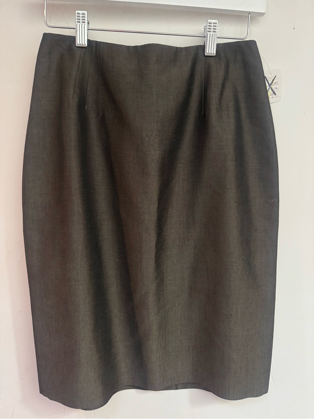 Classic Ann Taylor Loft olive green Pencil Skirt - Timeless Women's Office Wear